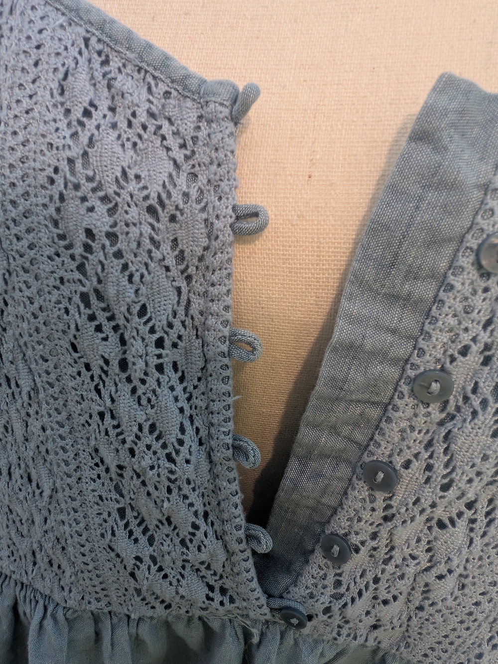 Levi's Light Blue Eyelet Spaghetti Strap Tiered Mini Dress - Picture 3 of 7